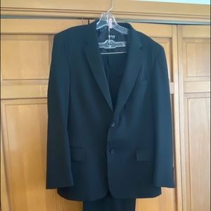 Two piece men’s suit Nick fit